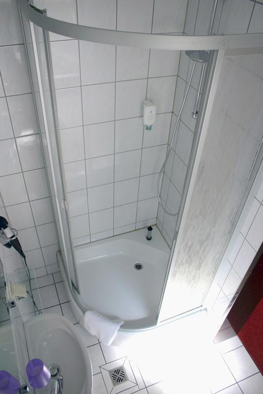 Hotel Haus Am Eberbach Stadtoldendorf Pokoj fotografie