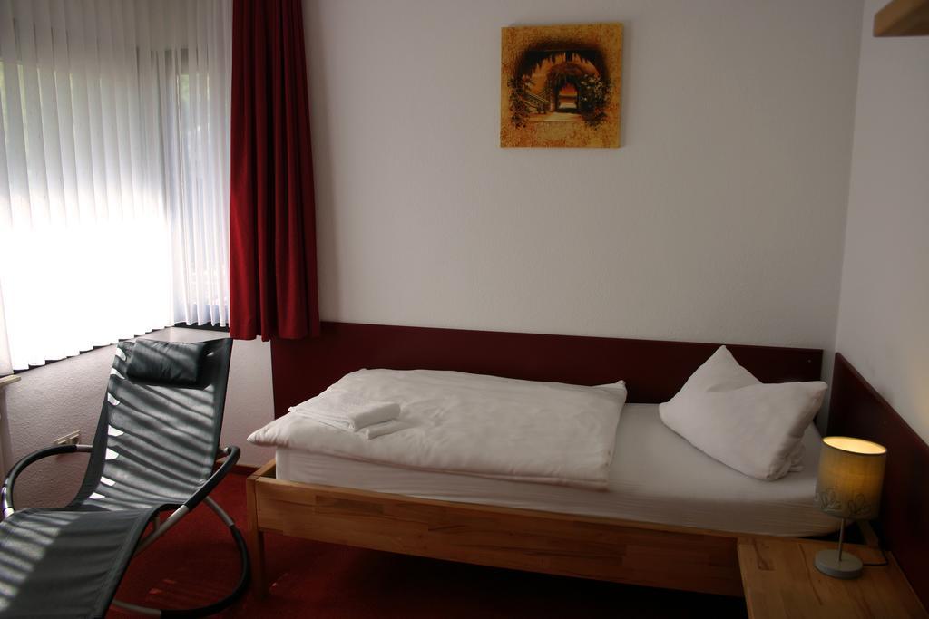 Hotel Haus Am Eberbach Stadtoldendorf Pokoj fotografie